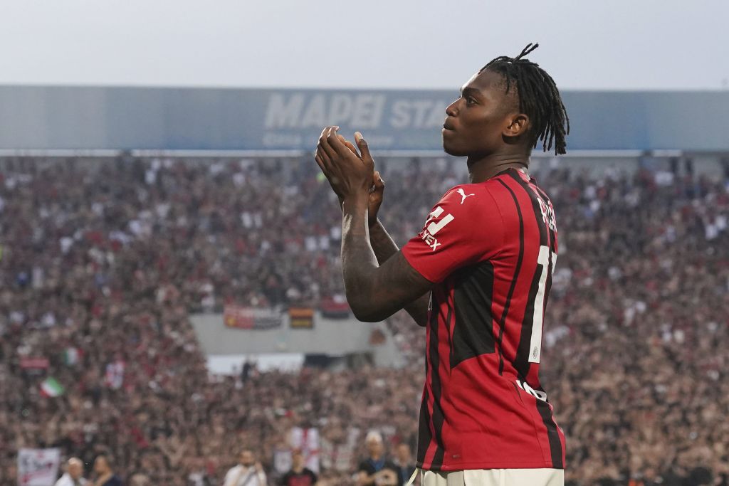 Η Πόλις εάλω και το Μιλάνο… Λεάο! (vid)