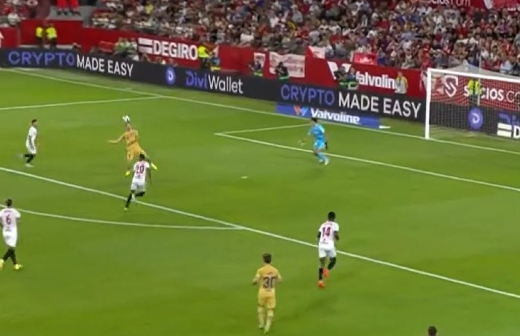 Κουντέ κερνάει, Λεβαντόφσκι… πληγώνει τη Σεβίλλη (vid)