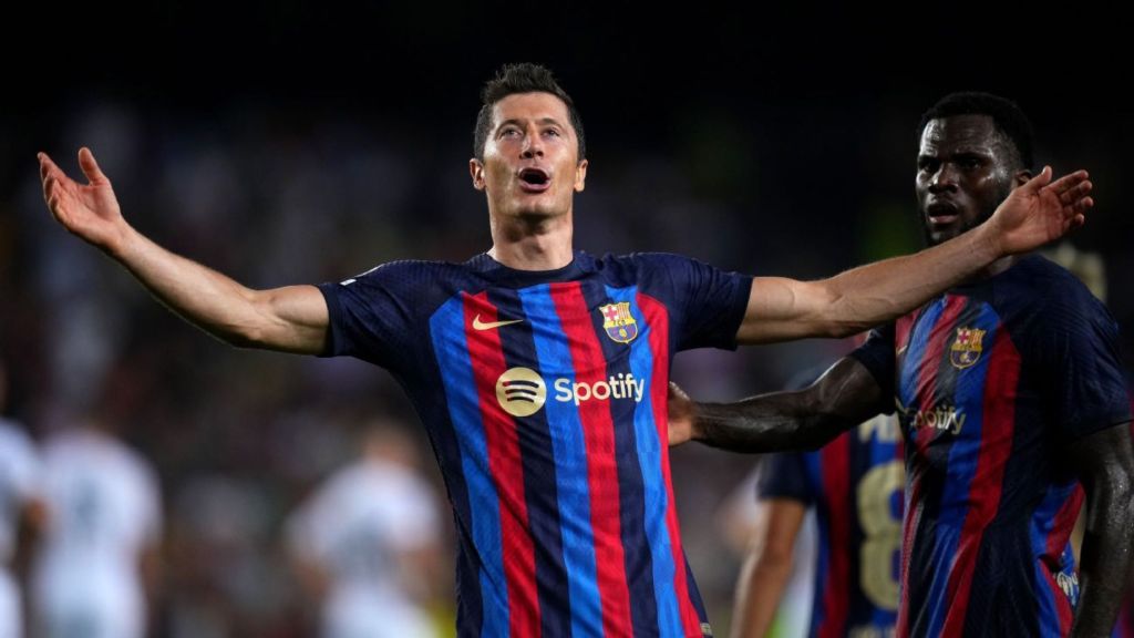 Ο Ανρί… μπήκε στον πειρασμό και απάντησε στο δίλημμα Λεβαντόφσκι ή Χάαλαντ!