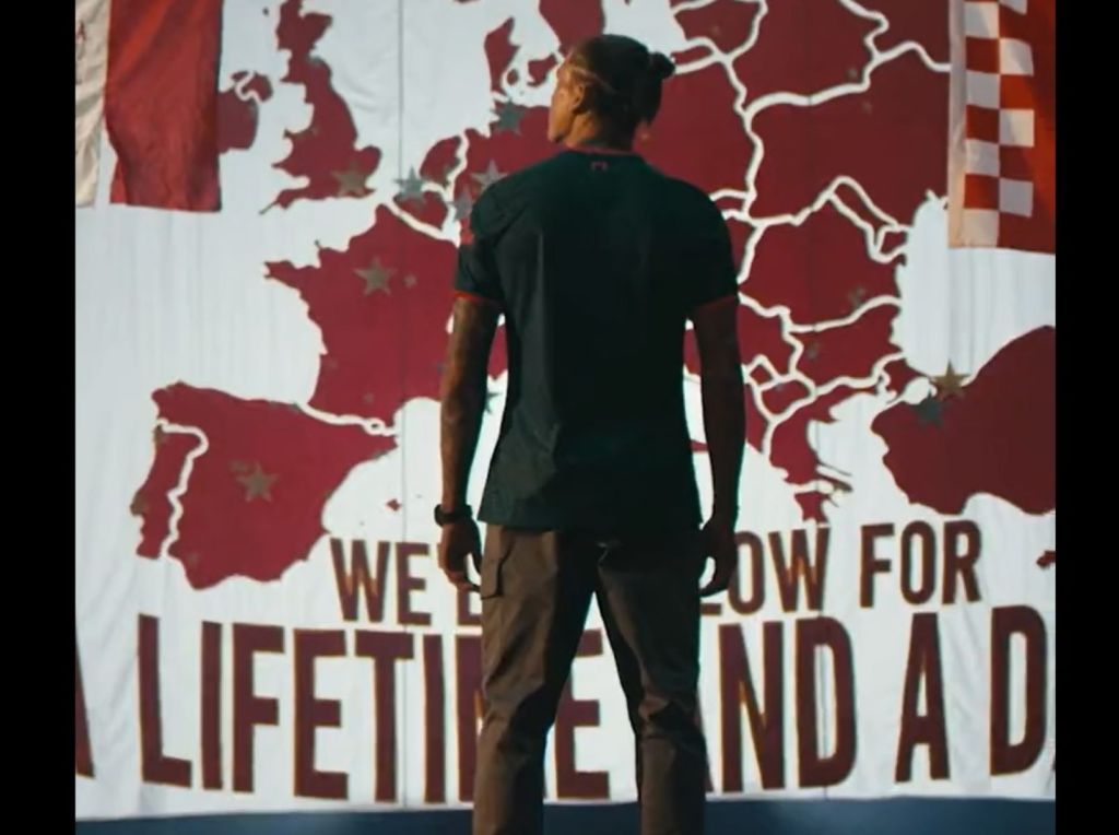 Λίβερπουλ: Η τρίτη εμφάνιση των «Κόκκινων» είναι… πράσινη (pics)