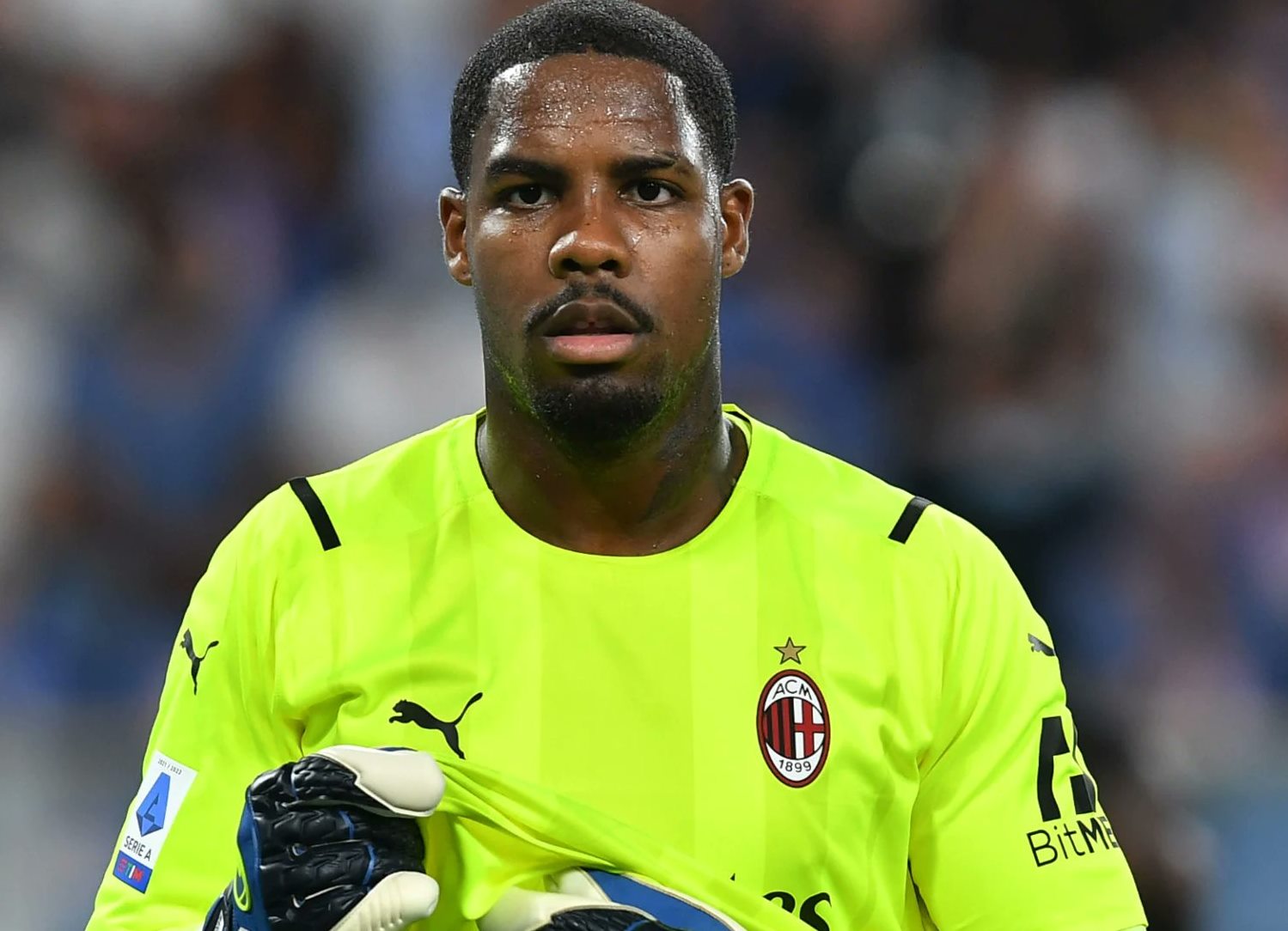 O Κέρβερος της Μίλαν: Απίθανο ματς από τον Μενιάν! (vids)