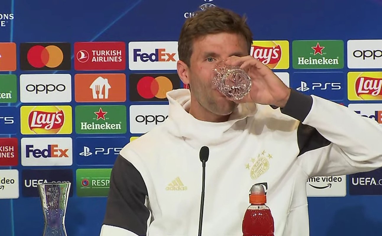 Μίλερ: «Με έχει ζαλίσει ο Μανέ! Φοβάται πως θα δίνω πάσες στον Λεβαντόφσκι…»