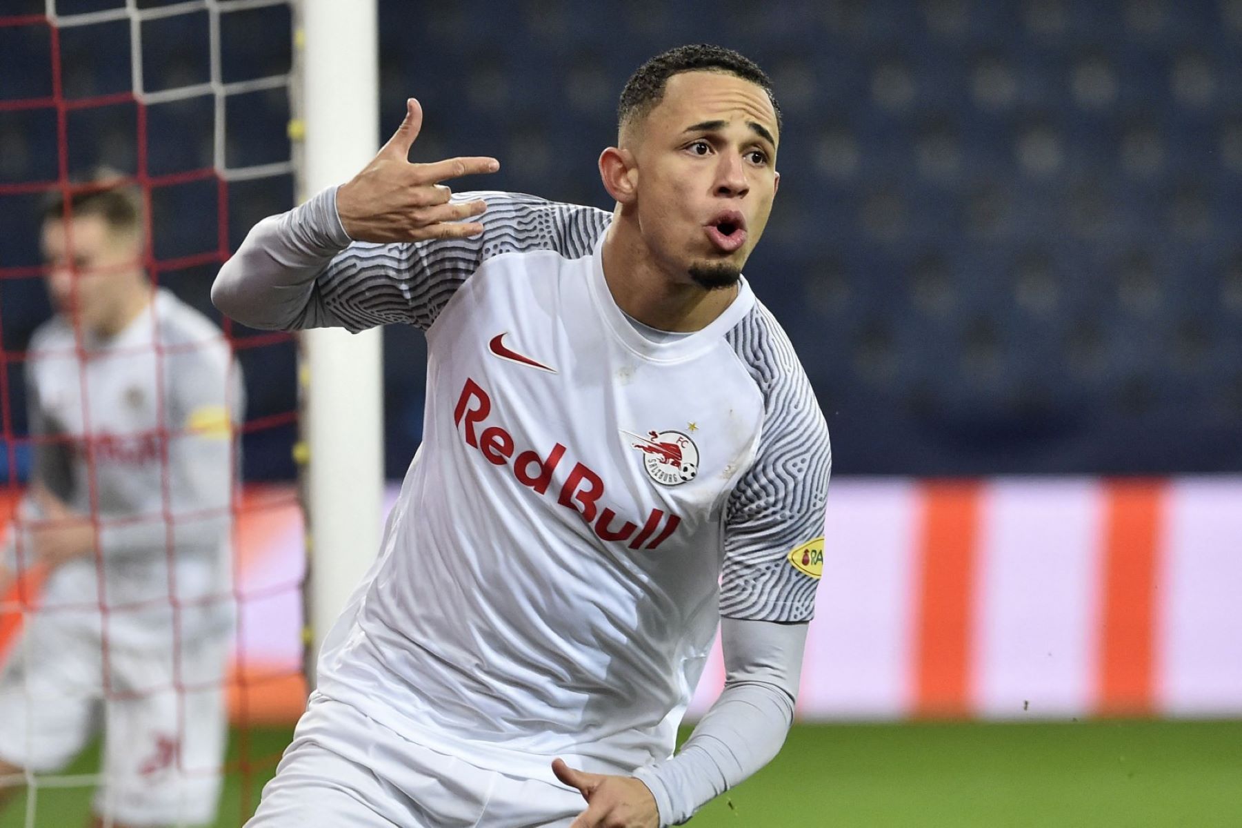 Η Μίλαν βρήκε… χρυσάφι – Ο φορ που θα διαδεχθεί τους Ζιρού και Ζλάταν