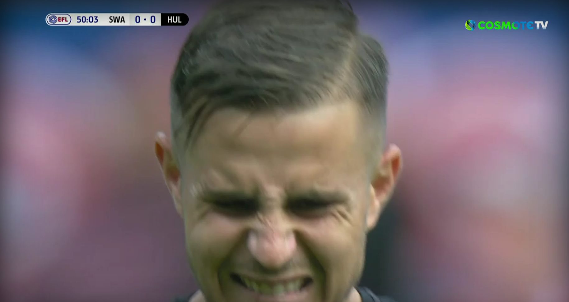 Ο Πέλκας «βουλιάζει» παρέα με τη Χαλ στην Αγγλία! (vids)