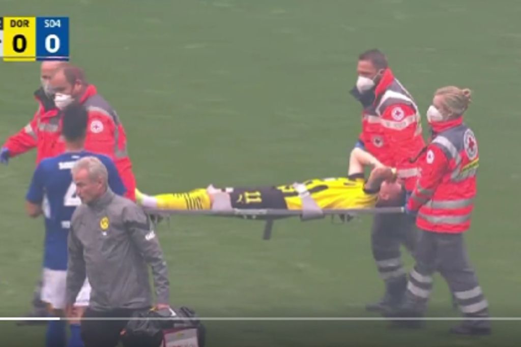 Ο εφιάλτης επέστρεψε για τον Ρόις – Αποχώρησε με φορείο (vid)