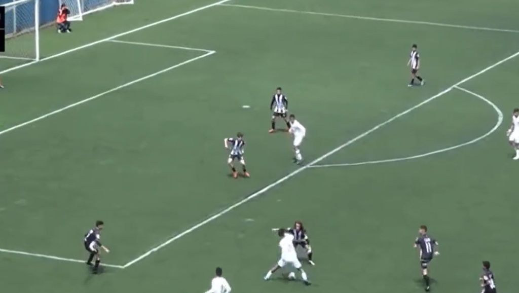 Τα πιτσιρίκια της Σάντος παραδίδουν μαθήματα ανελέητης ντρίμπλας (vid)