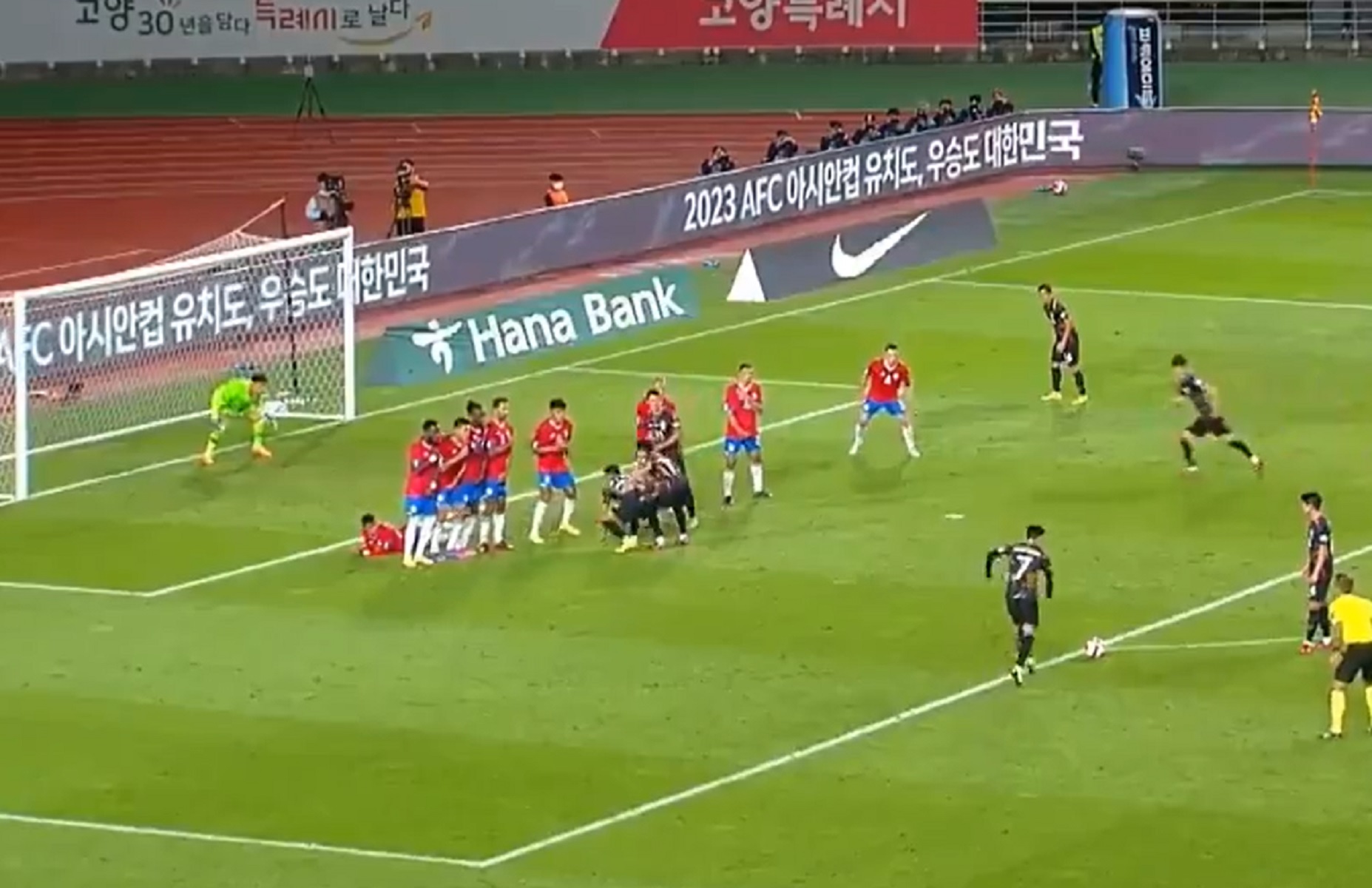 Φάουλ… τηλεγράφημα του Σον στην Κόστα Ρίκα (vid)