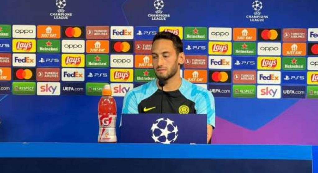 Η Μίλαν «πλήγωσε» τον Τσαλχάνογλου και αυτό φαίνεται στις δηλώσεις του!