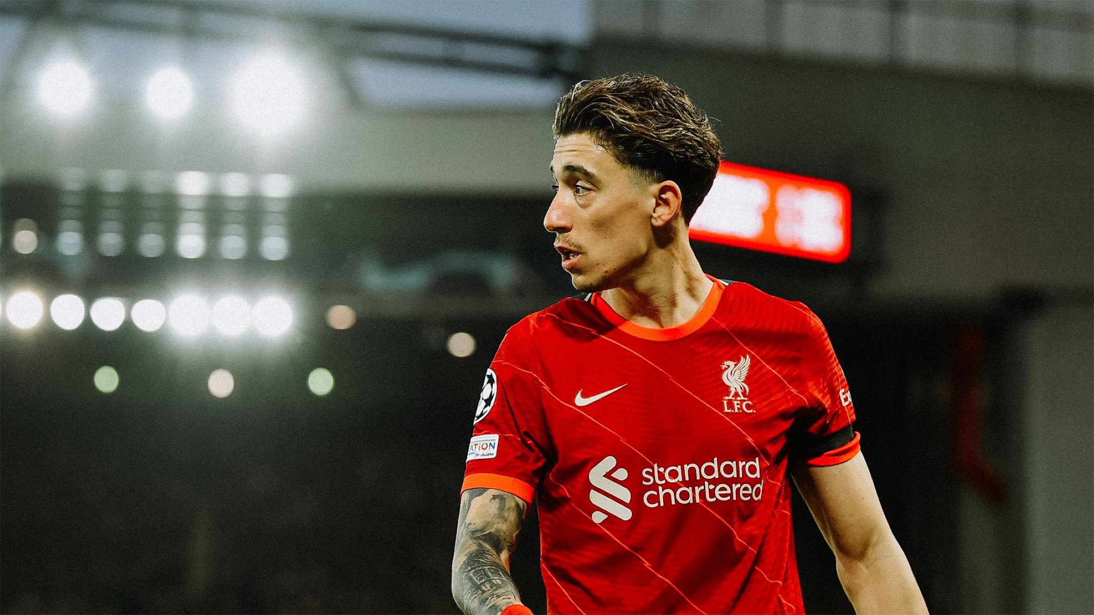 “Ζαλίζει” ο Τσιμίκας – Δίνει έτοιμα γκολ και φωνάζει για… βασικός (vid)