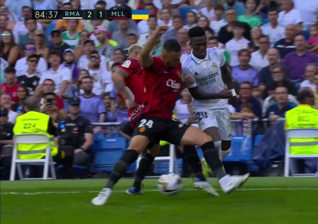 Ξέσπασε ο Βινίσιους με τον πανηγυρισμό του! (pics)