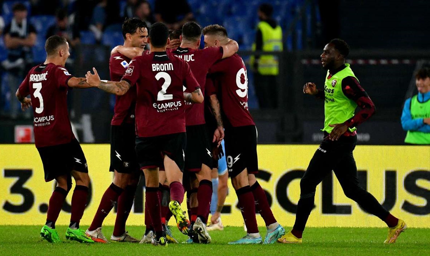 Πανωλεθρία για Λάτσιο – Την έκανε σμπαράλια η Σαλερνιτάνα μέσα στο «Ολίμπικο»! (vid)