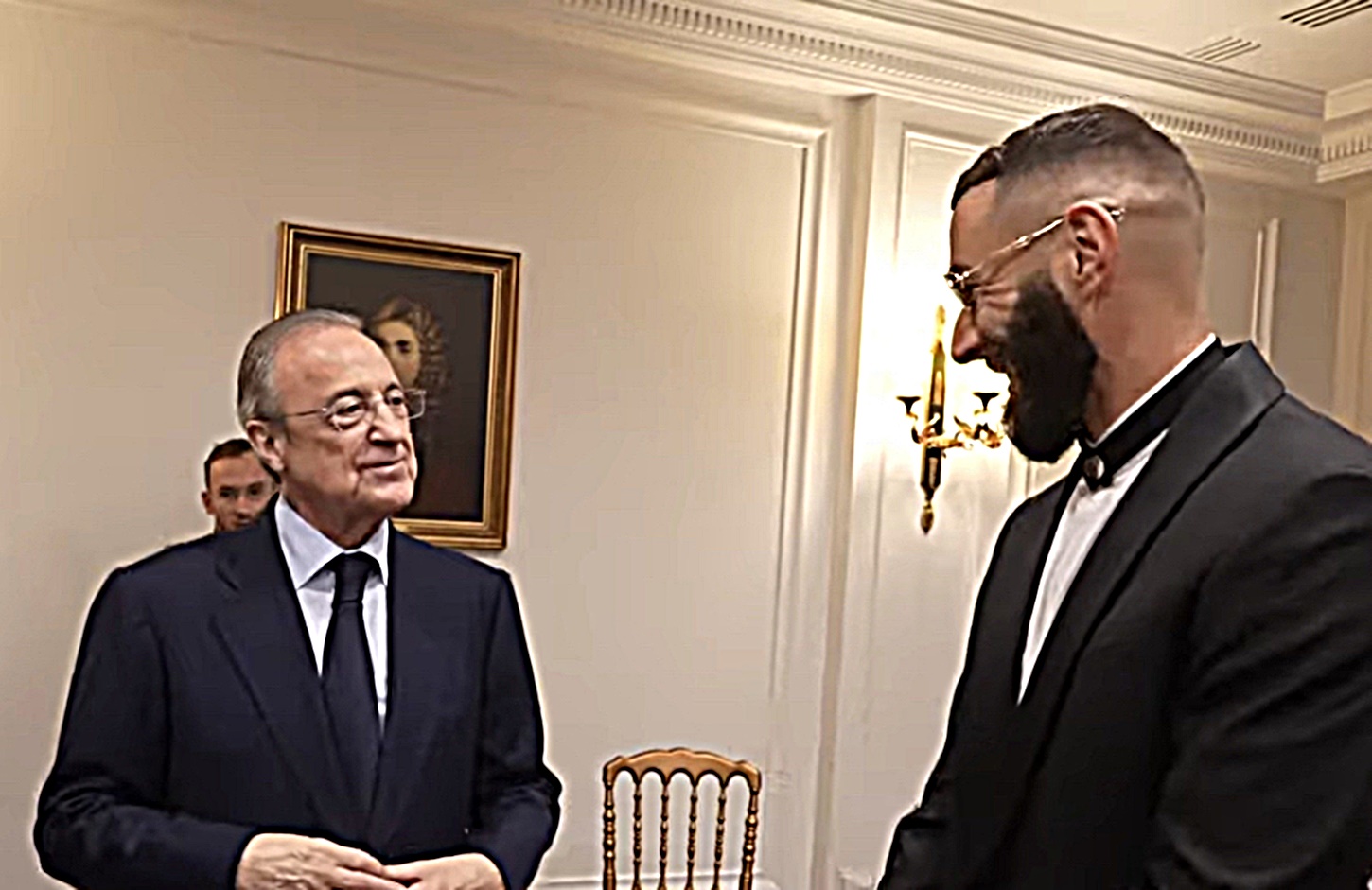 Αποθέωση Πέρεθ σε Μπενζεμά: «Μπορείς να παίξεις φορώντας σμόκιν και σκαρπίνια!»