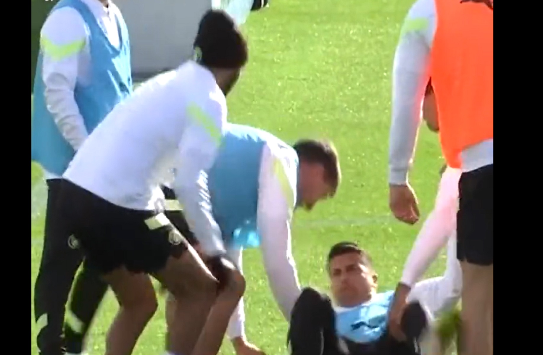 «Ξέφυγε» ο Κανσέλο στην προπόνηση – Έμεινε να χαζεύει ο Γκουαρντιόλα (vid)