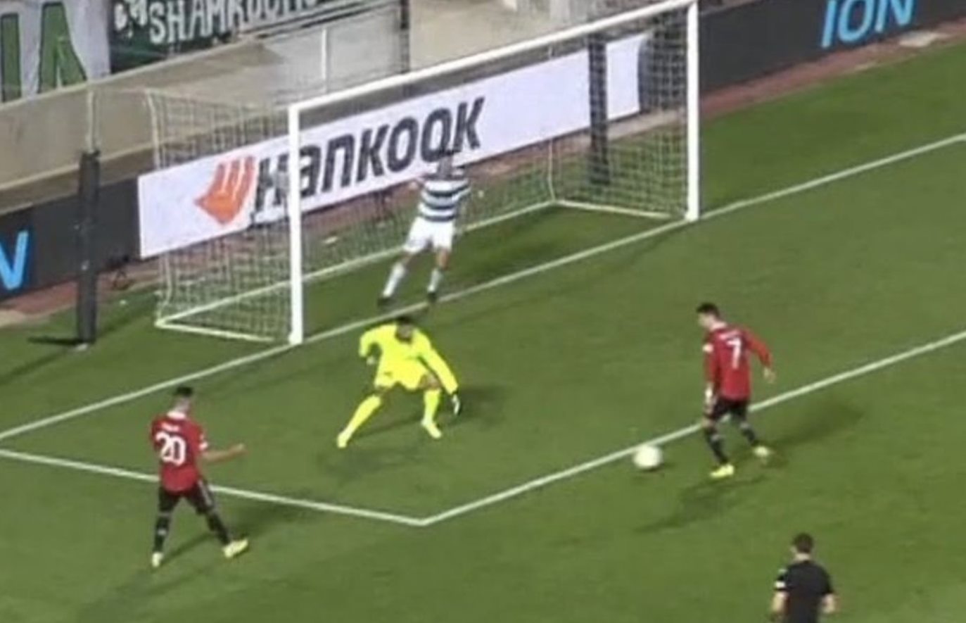 Αγνώριστος ο Κριστιάνο: Έχασε σίγουρο γκολ ο Πορτογάλος! (pic)