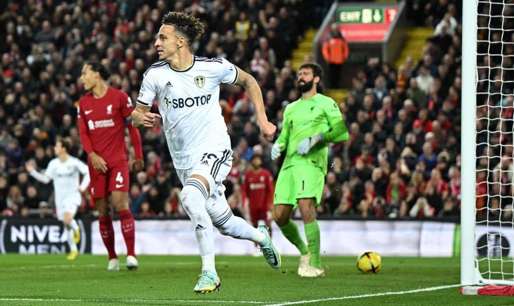 Άλλη Λίβερπουλ στην Αγγλία – «Μαρμάρωσε» όλο το «Άνφιλντ» η Λιντς! (vid)