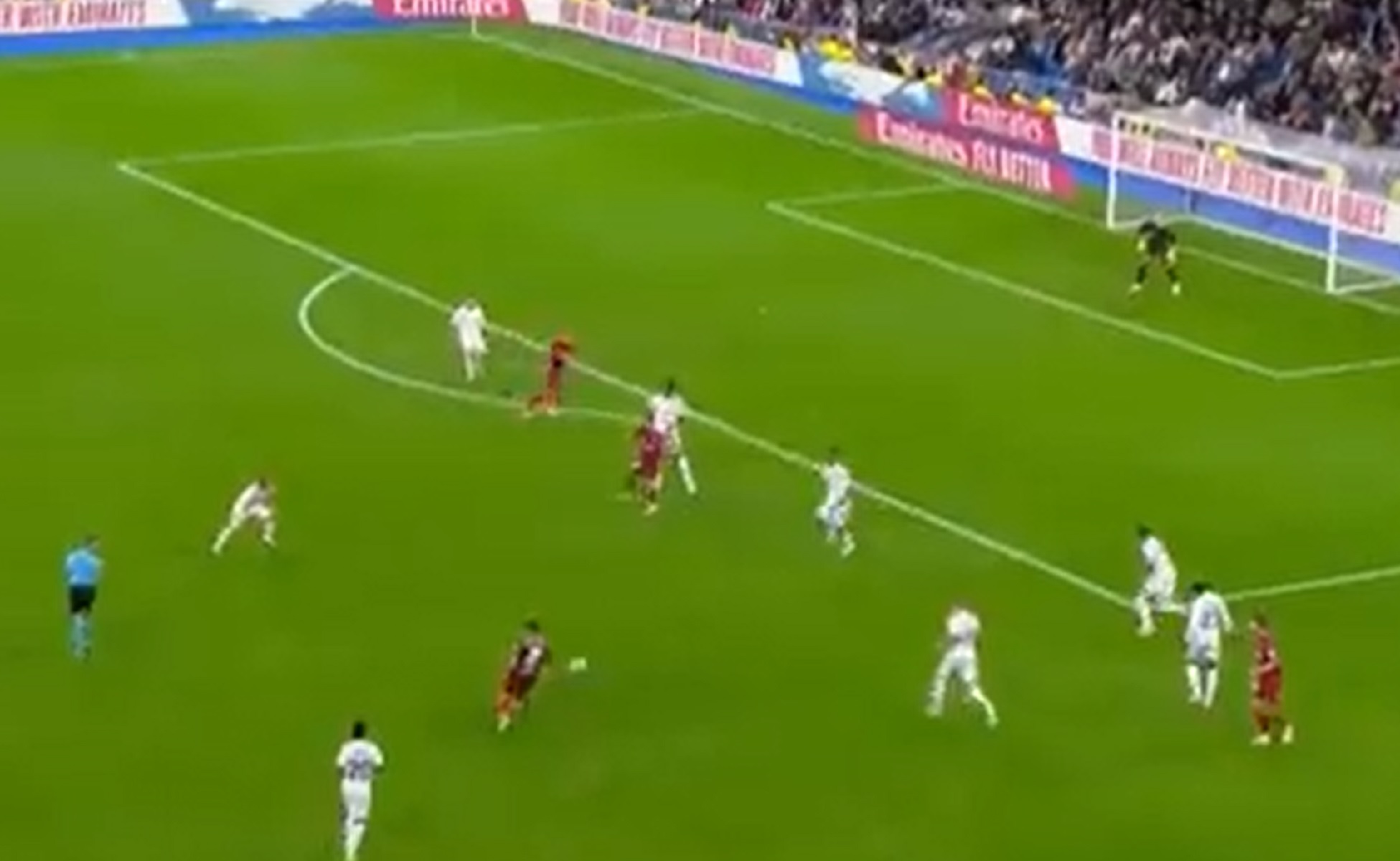 Το βελούδινο τσίμπημα του Λαμέλα… πλήγωσε τον Κουρτουά (vid)