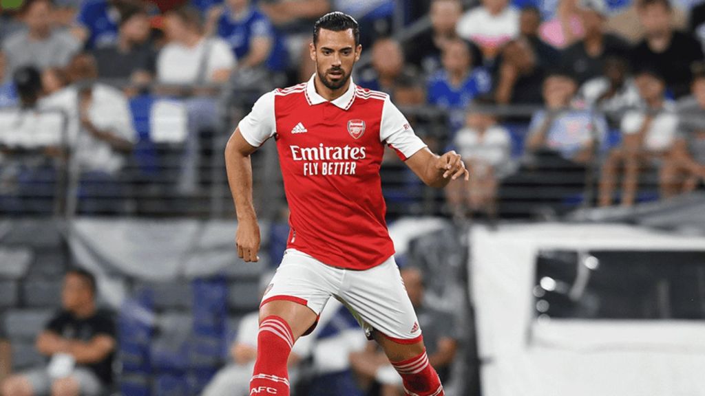 ΣΟΚ: Μαχαίρωσαν παίκτη της Άρσεναλ στο Μιλάνο! (pic)