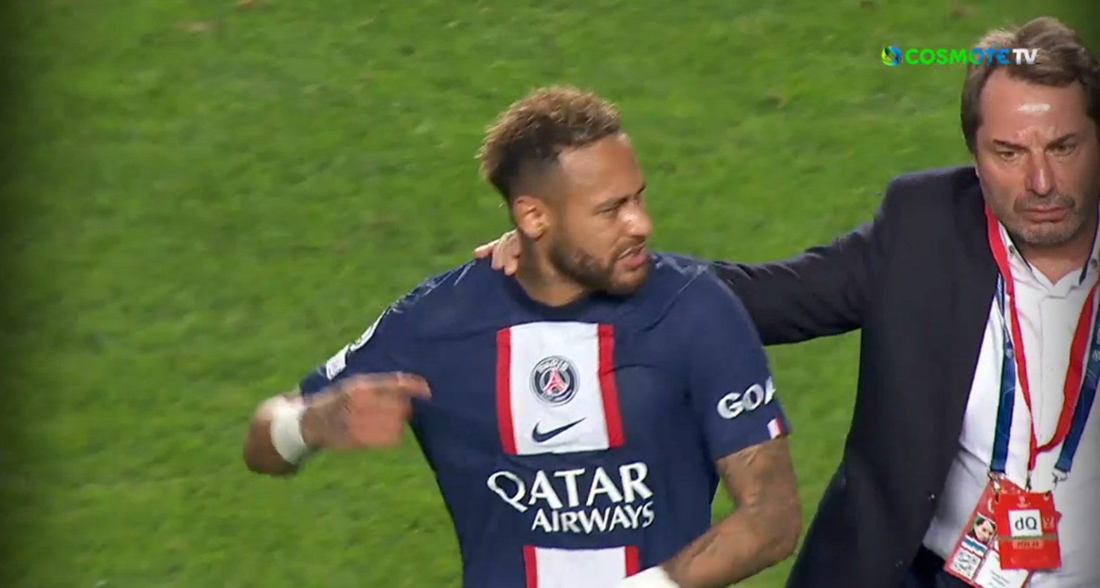 Ο Νεϊμάρ… έχασε την μπάλα: Πολλά τα νεύρα από τον Βραζιλιάνο! (vids)