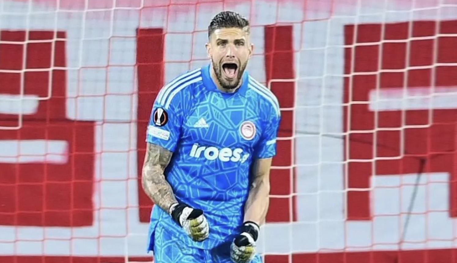 Αλέξανδρος Πασχαλάκης: Αυτή η νύχτα μένει… (vids)