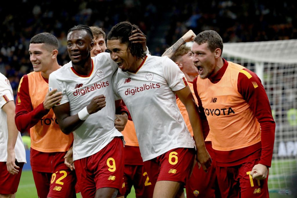 Ave Ρόμα: Αυτοκρατορικό «διπλό» μέσα στο Μιλάνο! (vid)