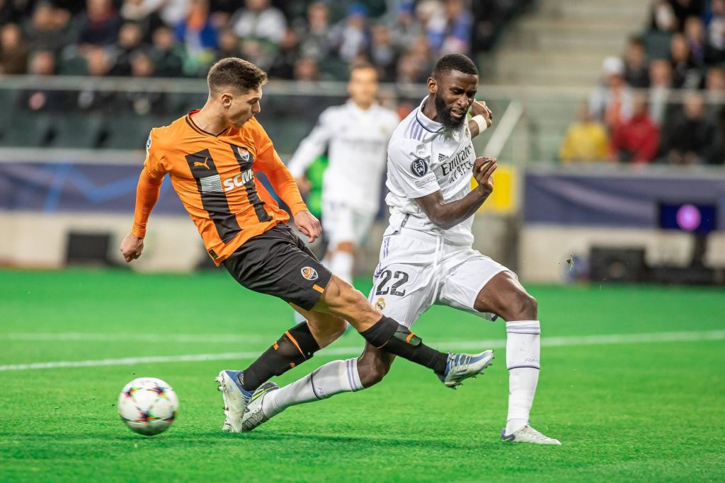 Η Ρεάλ Μαδρίτης είναι πολύ σκληρή για να χάσει φέτος! (vids)