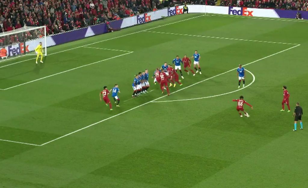 Λίβερπουλ – Ρέιντζερς: Φαουλάρα στο «γάμμα» ο Αλεξάντερ-Άρνολντ! (vid)