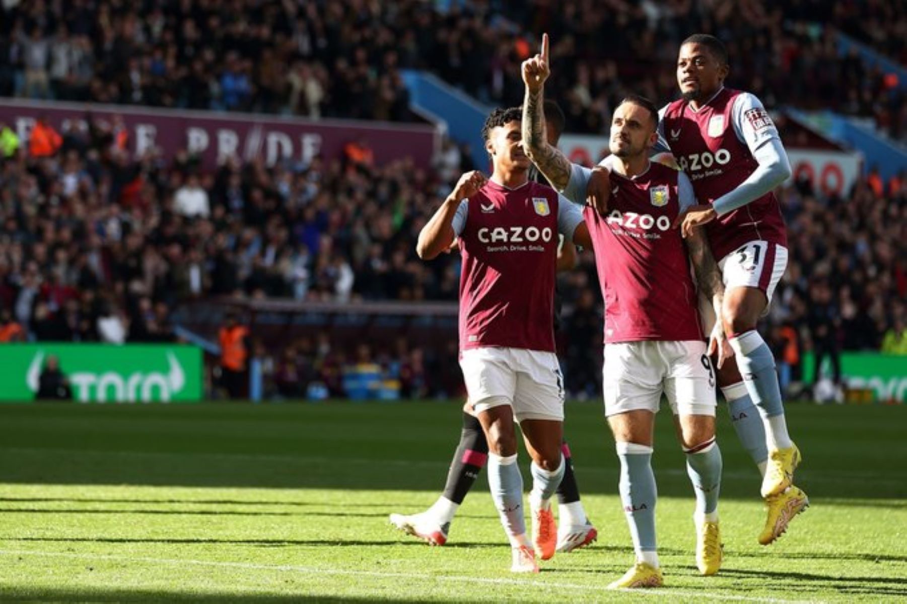 Έφυγε ο Τζέραρντ… αναστήθηκε η Άστον Βίλα και τη πληρώνει η Μπρέντφορντ (vid)