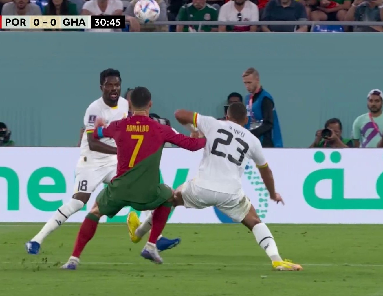 Απίστευτο λάθος του διαιτητή – Ακύρωσε γκολ του Κριστιάνο και δεν πήγε στο VAR (vid)