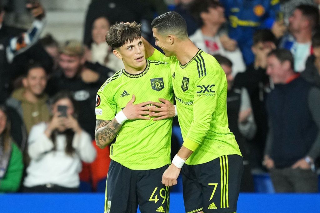 Ο Κριστιάνο δεν… ξεχνάει και ξέρει να βοηθάει! (vids)