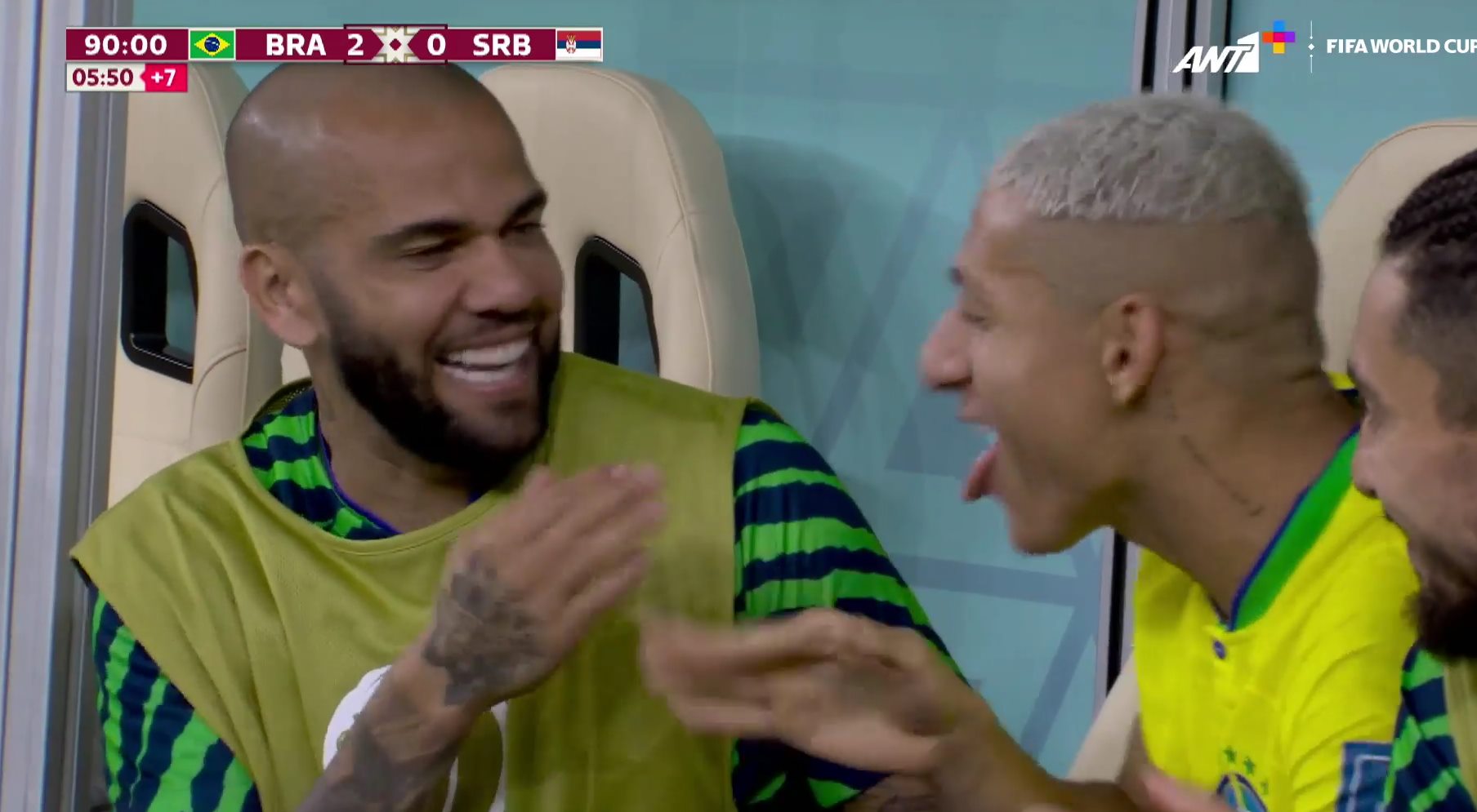 Όλα τα λεφτά ο Ντάνι Άλβες και το πείραγμά του στον Ριτσάρλισον! (vid)