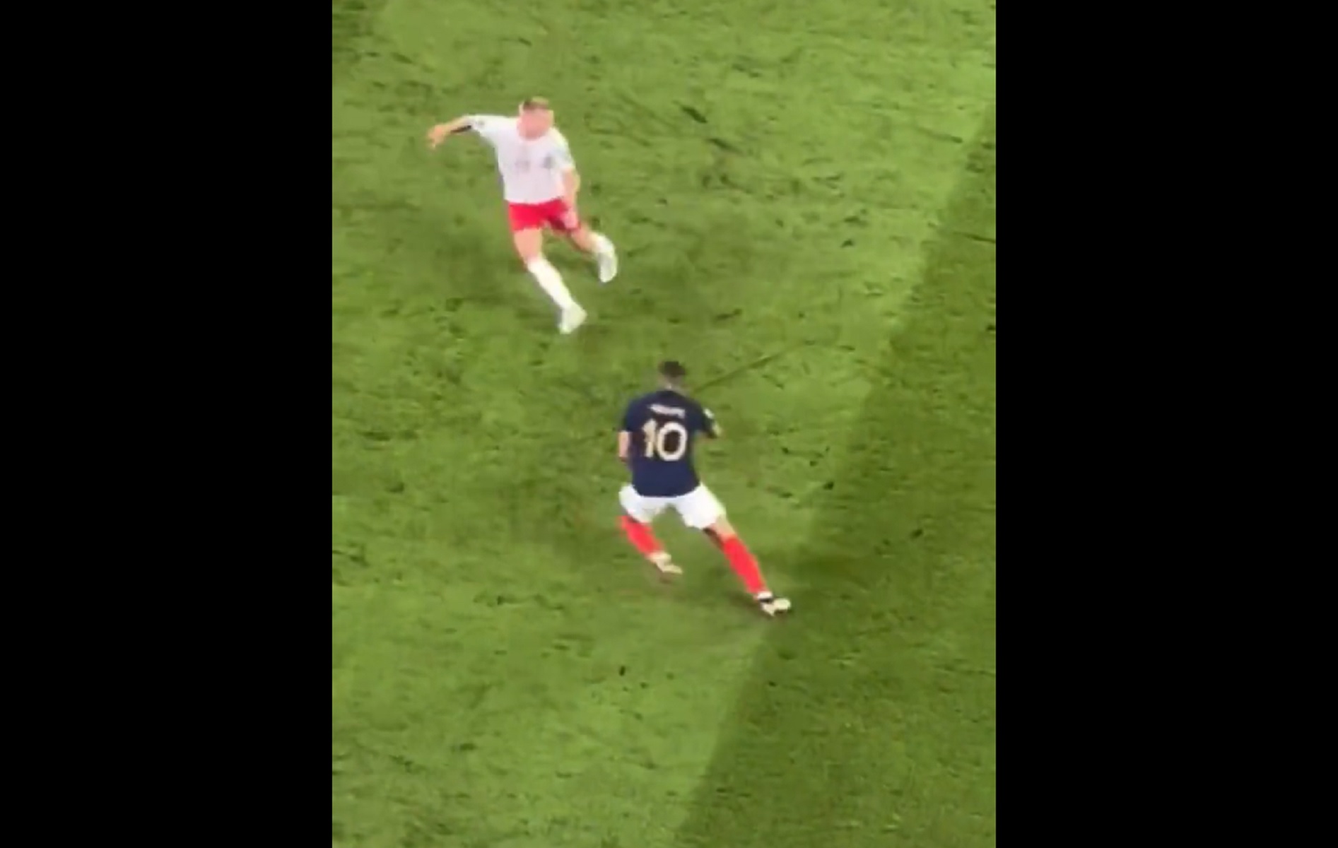 O Mπαπέ μοιράζει… σακούλες χωρίς καν να έχει τη μπάλα στα πόδια του (vid)