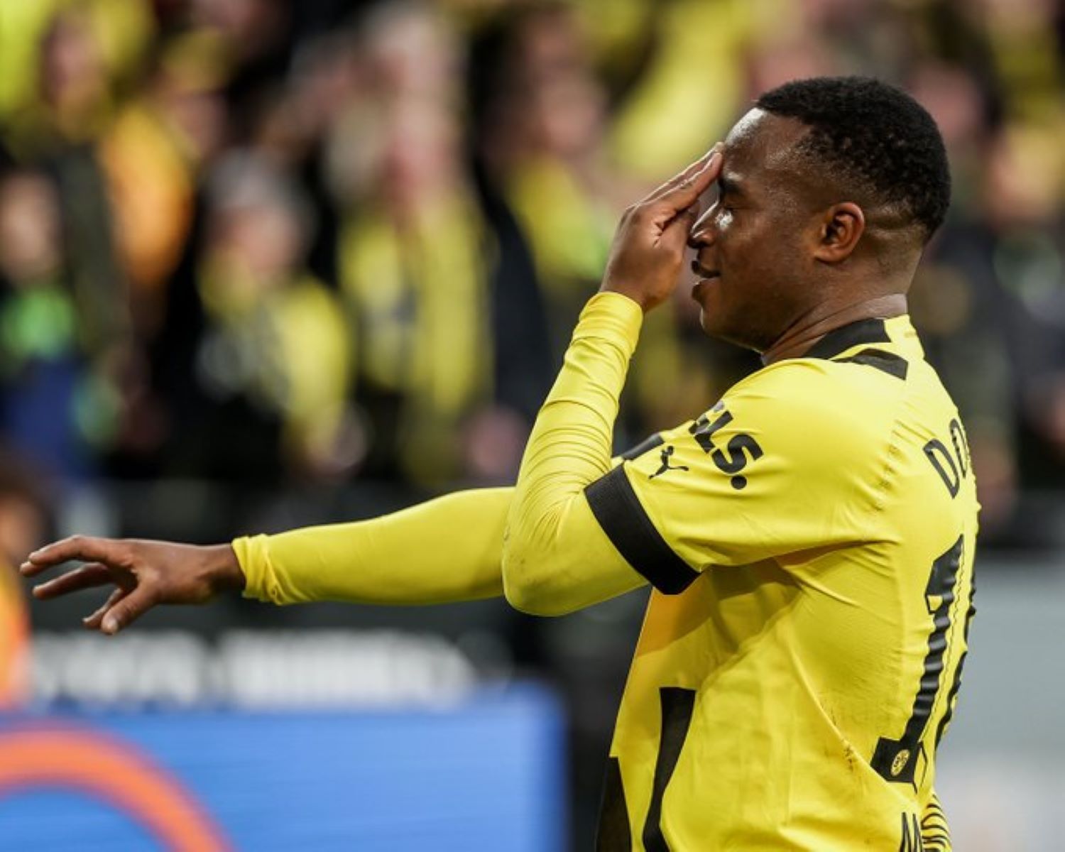 Moυκοκό show με καλεσμένη τη Μπόχουμ (vid)