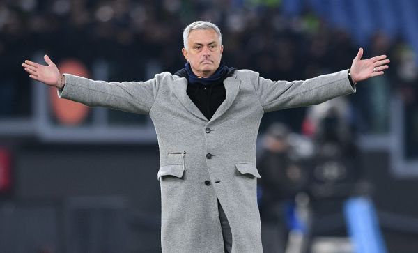 Ο Μουρίνιο πρέπει να βρει αρκετές λύσεις στο Παγκόσμιο Κύπελλο!