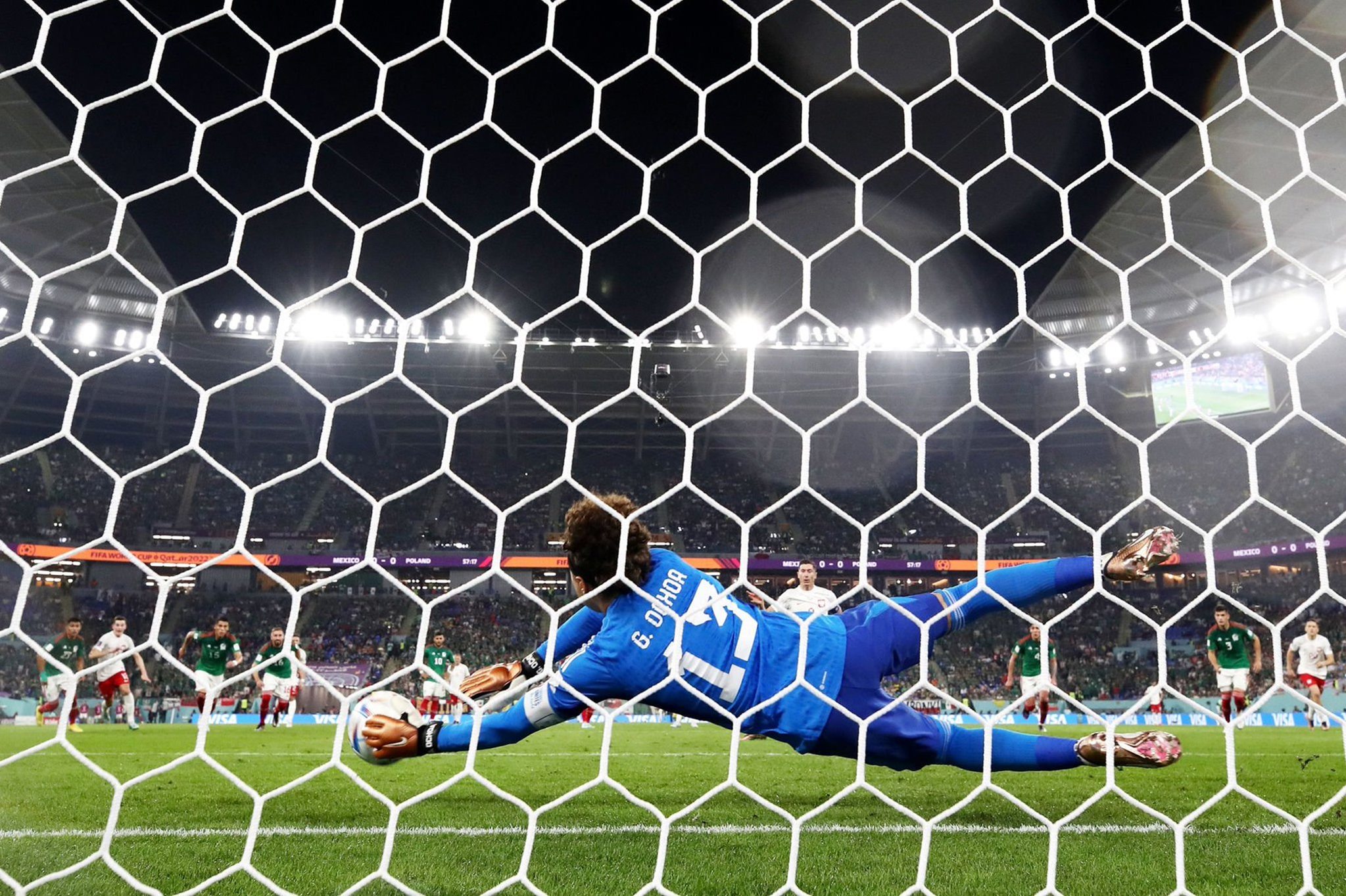 Πολωνία και Μεξικό τα έδωσαν όλα αλλά έμειναν στους… άσσους! (vids)