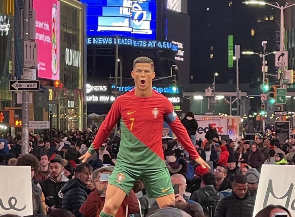 Κριστιάνο:  Το άγαλμα του στην Νέα Υόρκη… είναι πιο “αληθινό” από ποτέ (vid)