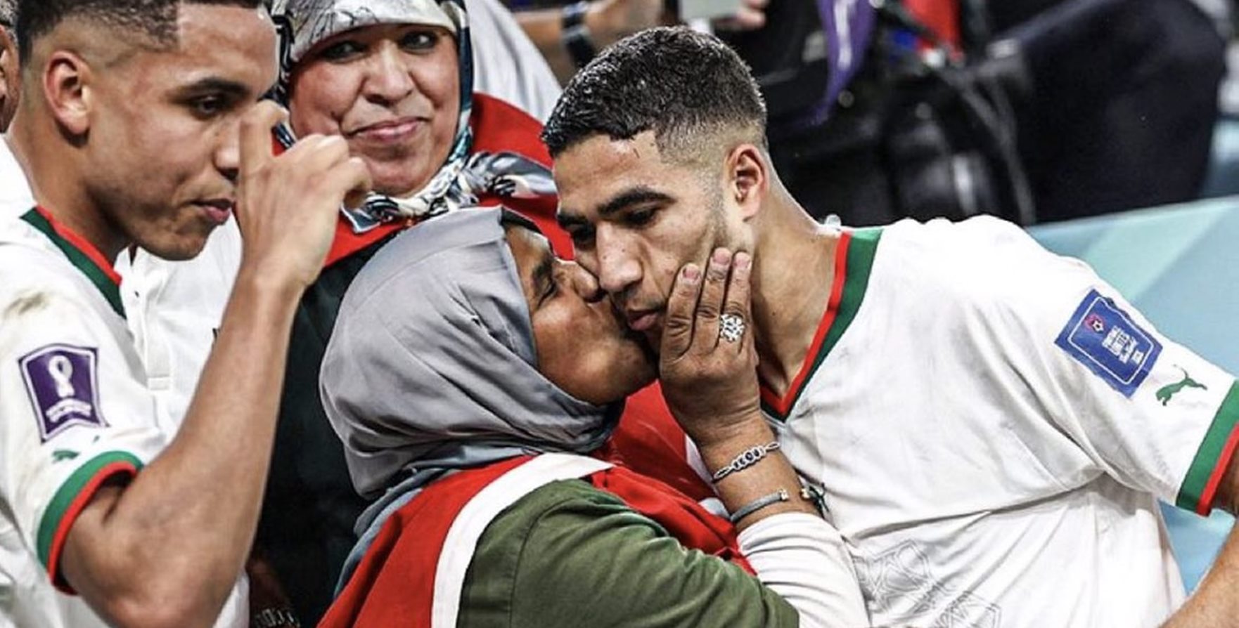 Δάκρυα για την κίνηση του Χακίμι: «Μάνα, για σένα και μόνο!» (pic/vid)