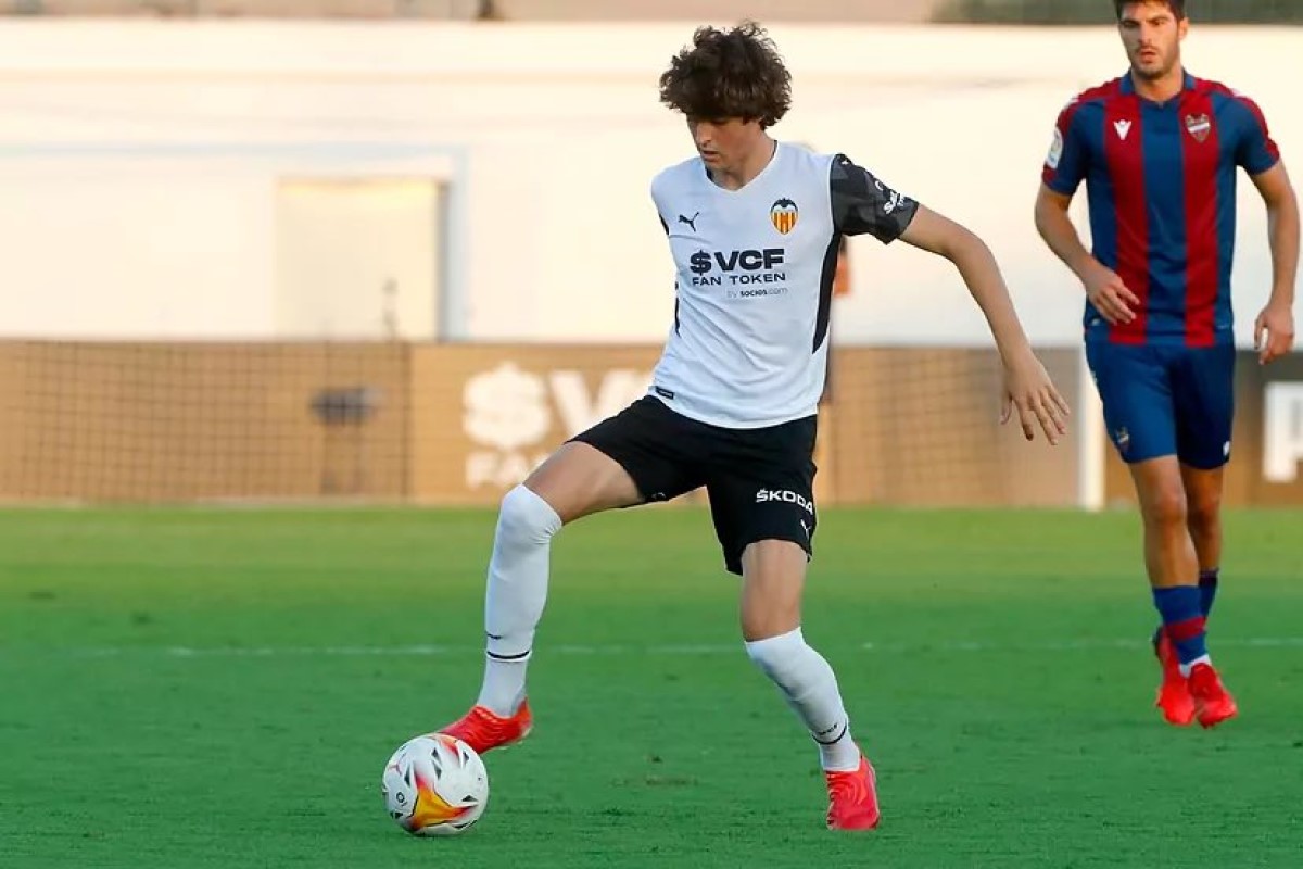 Μπαρτσελόνα: Ο Τσάβι βρήκε παικταρά για… δέκα χρόνια και το “παίρνει” πάνω του!