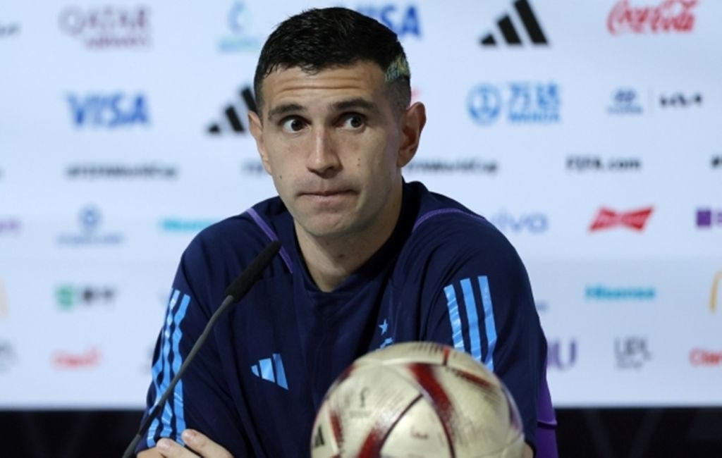 Μαρτίνες: «Μας “φτιάχνει” που δεν είμαστε φαβορί, δεν έχω δει καλύτερο Μέσι»