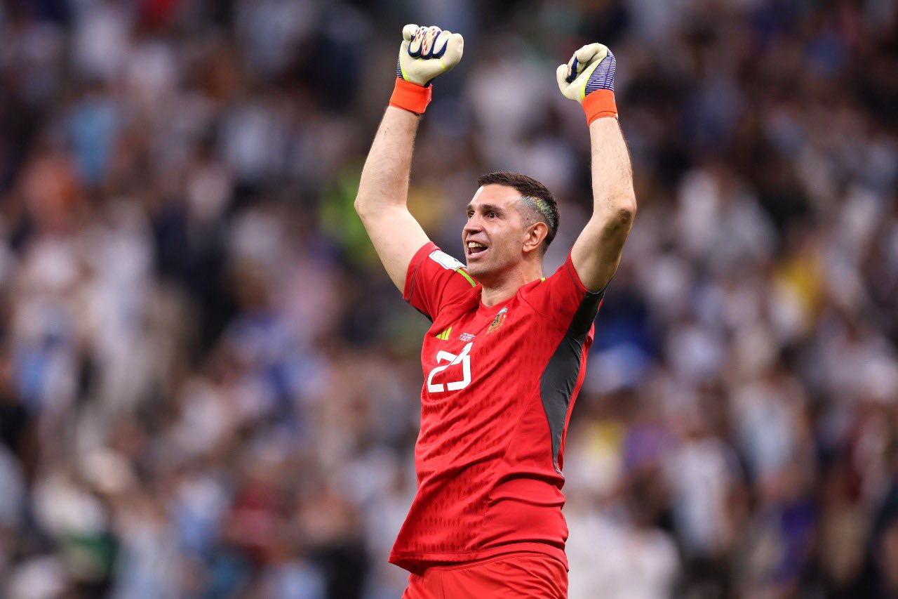 Μαρτίνες: «Είμαστε στα ημιτελικά επειδή έχουμε… μπάλες»! (pic)