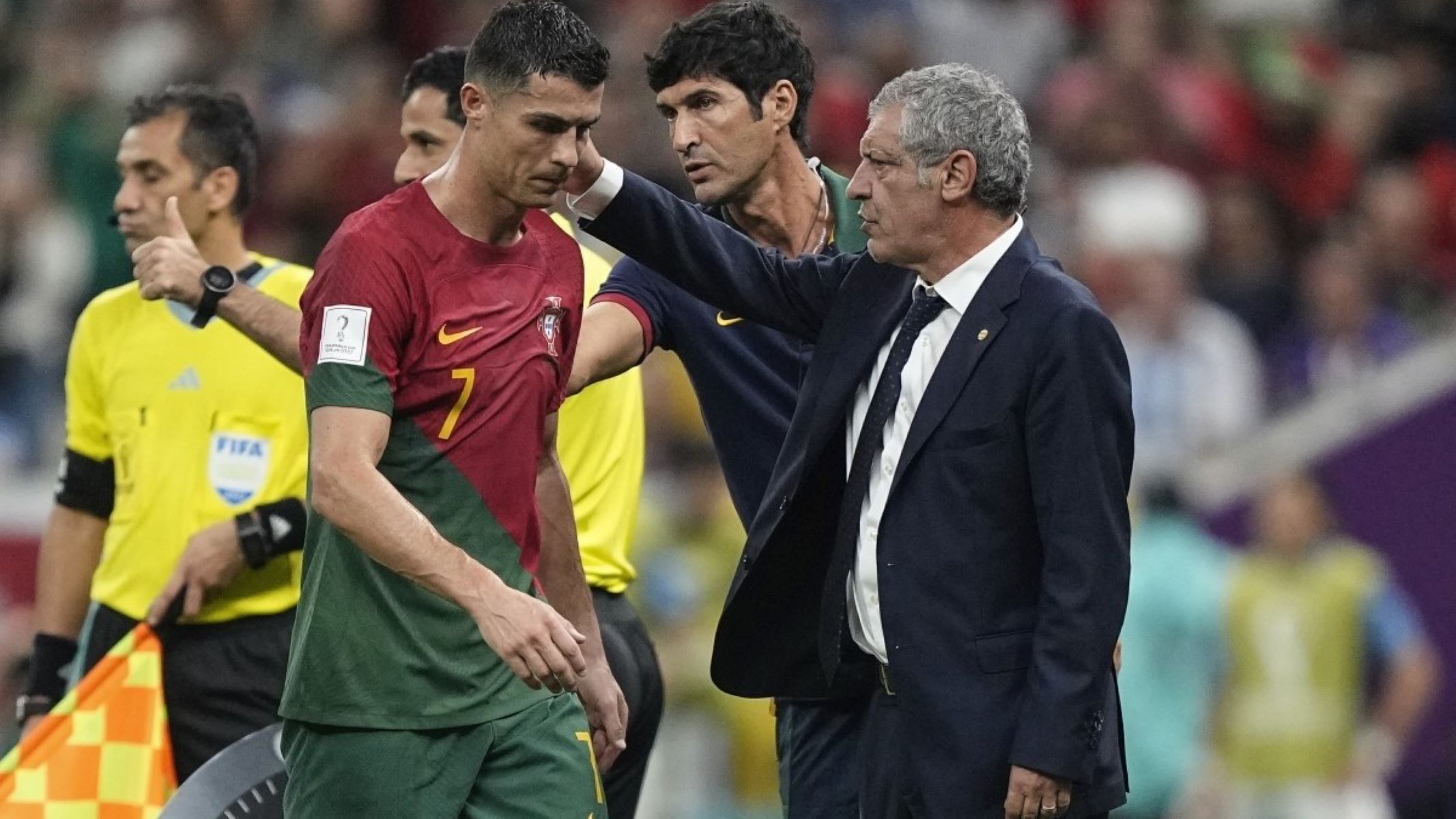 RECORD: «Ο Κριστιάνο απειλεί τον Σάντος με αποχώρηση του από την εθνική»