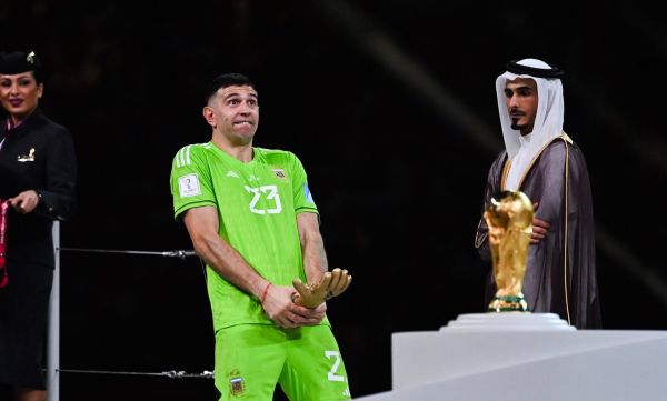 Εμιλιάνο Μαρτίνες: Προκλητικός όσο ποτέ ξανά!