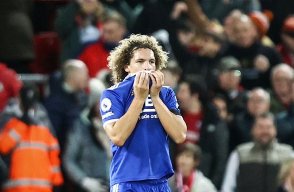 O Φαές της Λέστερ… ζωγράφισε – Δύο αυτογκόλ για Όσκαρ στο Άνφιλντ (vid)