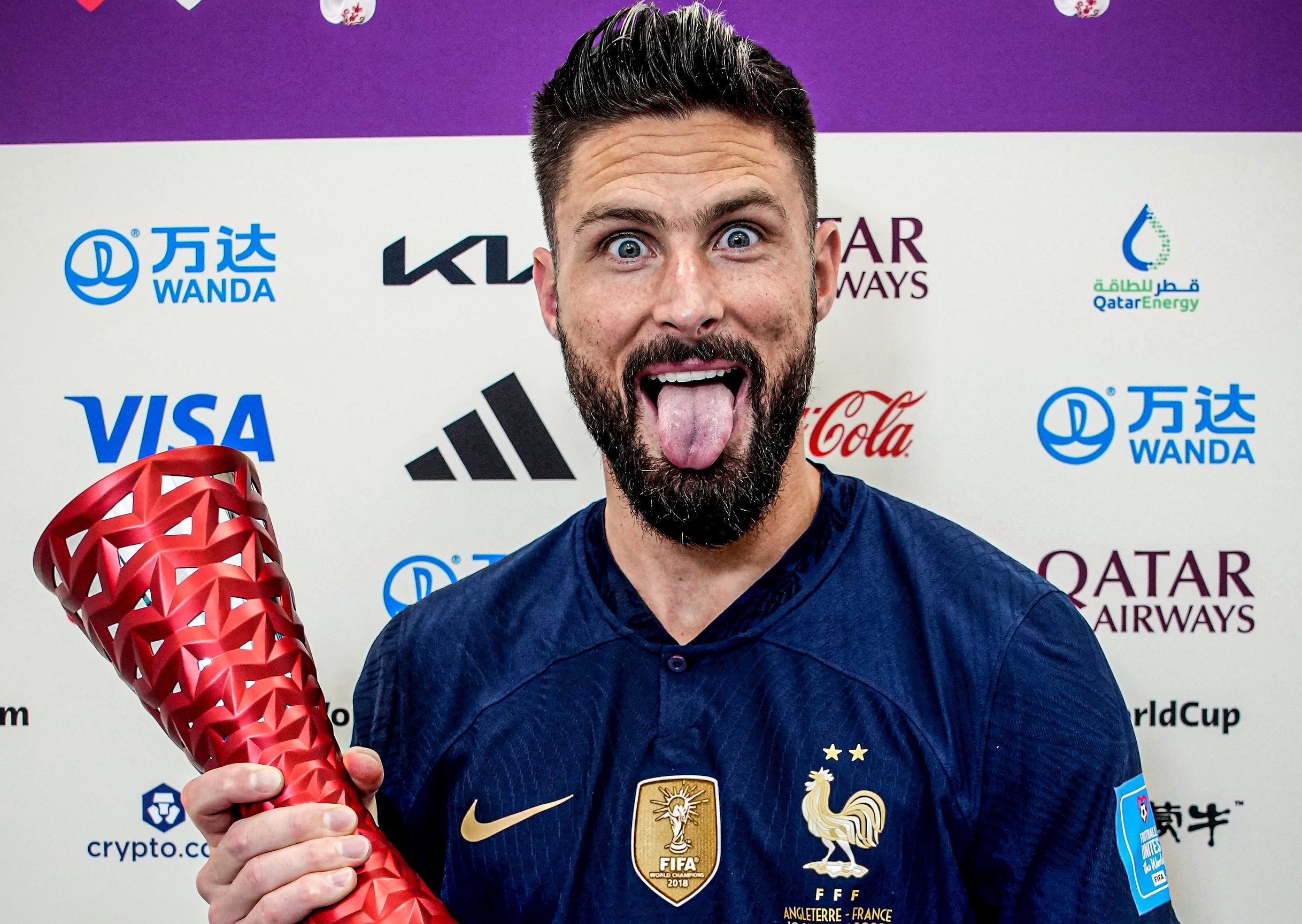 Ο Ζιρού προκαλεί τον Μέσι: «Δεν θα ζήσεις τη μεγαλύτερη μέρα της ζωής σου!»