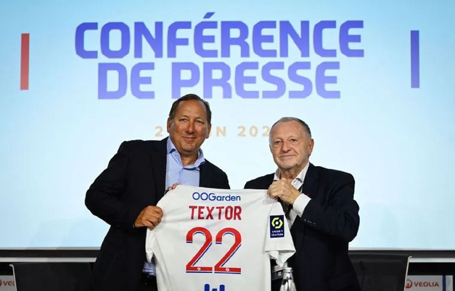 Νέα εποχή, νέο ξεκίνημα η Λιόν – Άλλαξε χέρια μετά από 35 χρόνια! (pic)