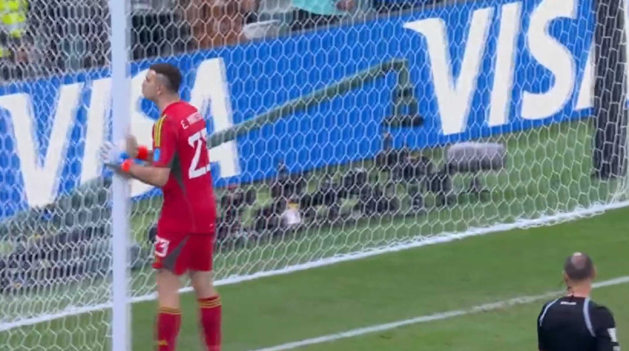 Καρέ-καρέ η «ιεροτελεστία» του Μαρτίνες στη διαδικασία των πέναλτι (vid)