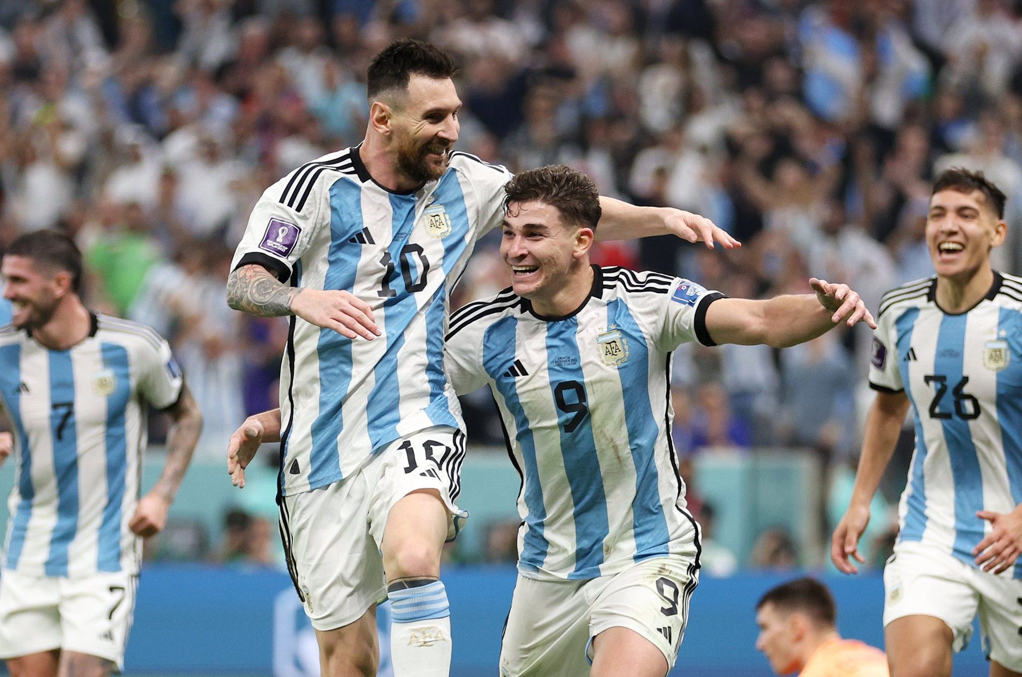 Ντιέγκο, σήκω να δεις τον Μέσι και την παρέα του! (vids)