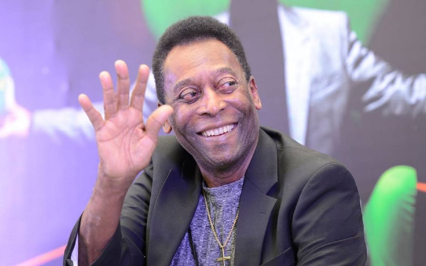 Σσσσσς, μιλάει ο Πελέ: «Αγάπη, αγάπη, αγάπη για πάντα» (pic)