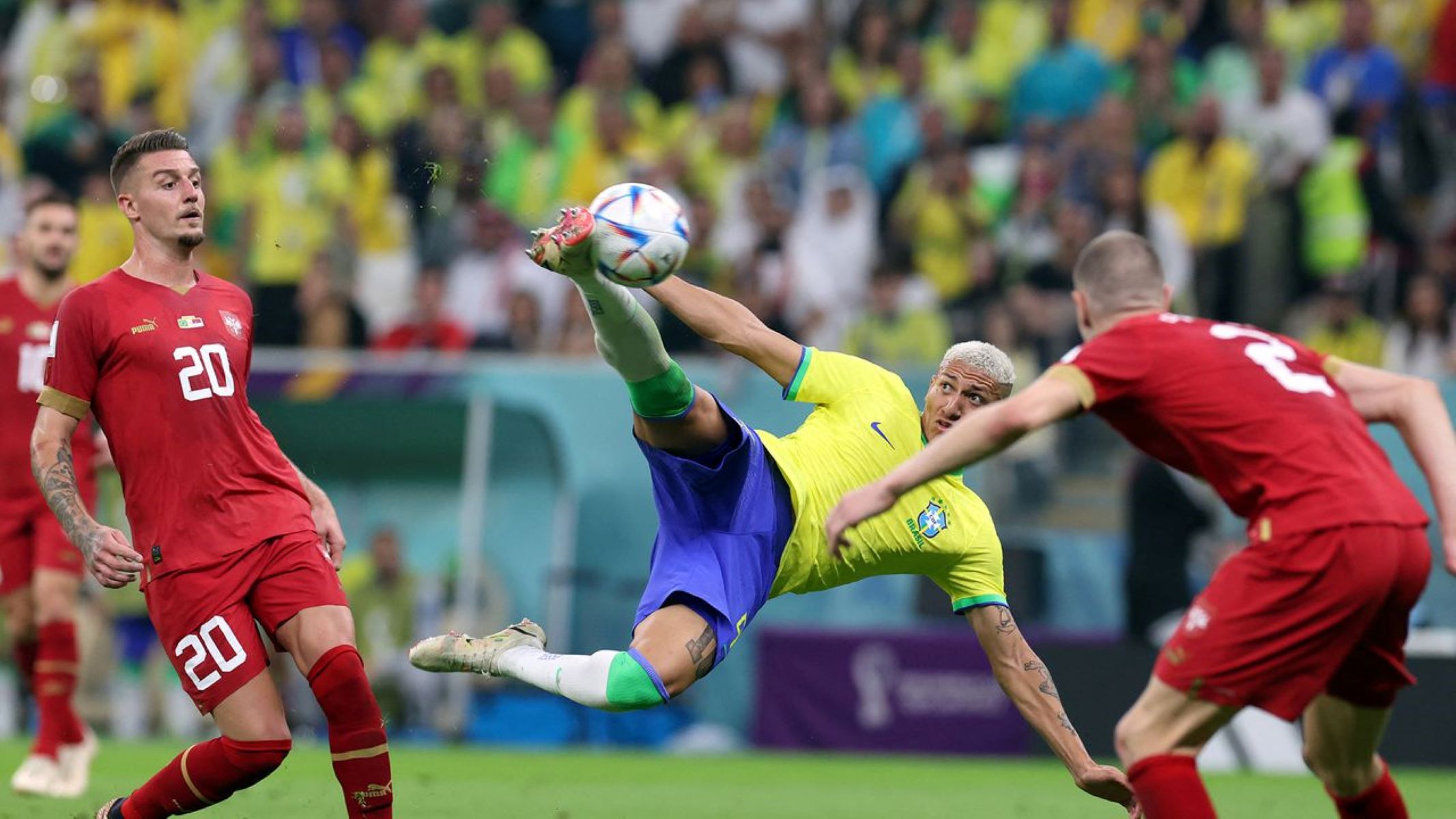 Ριτσάρλισον: «Ήθελαν μόνο τα λεφτά μου! Πάω σε ψυχολόγο, θέλω βοήθεια»