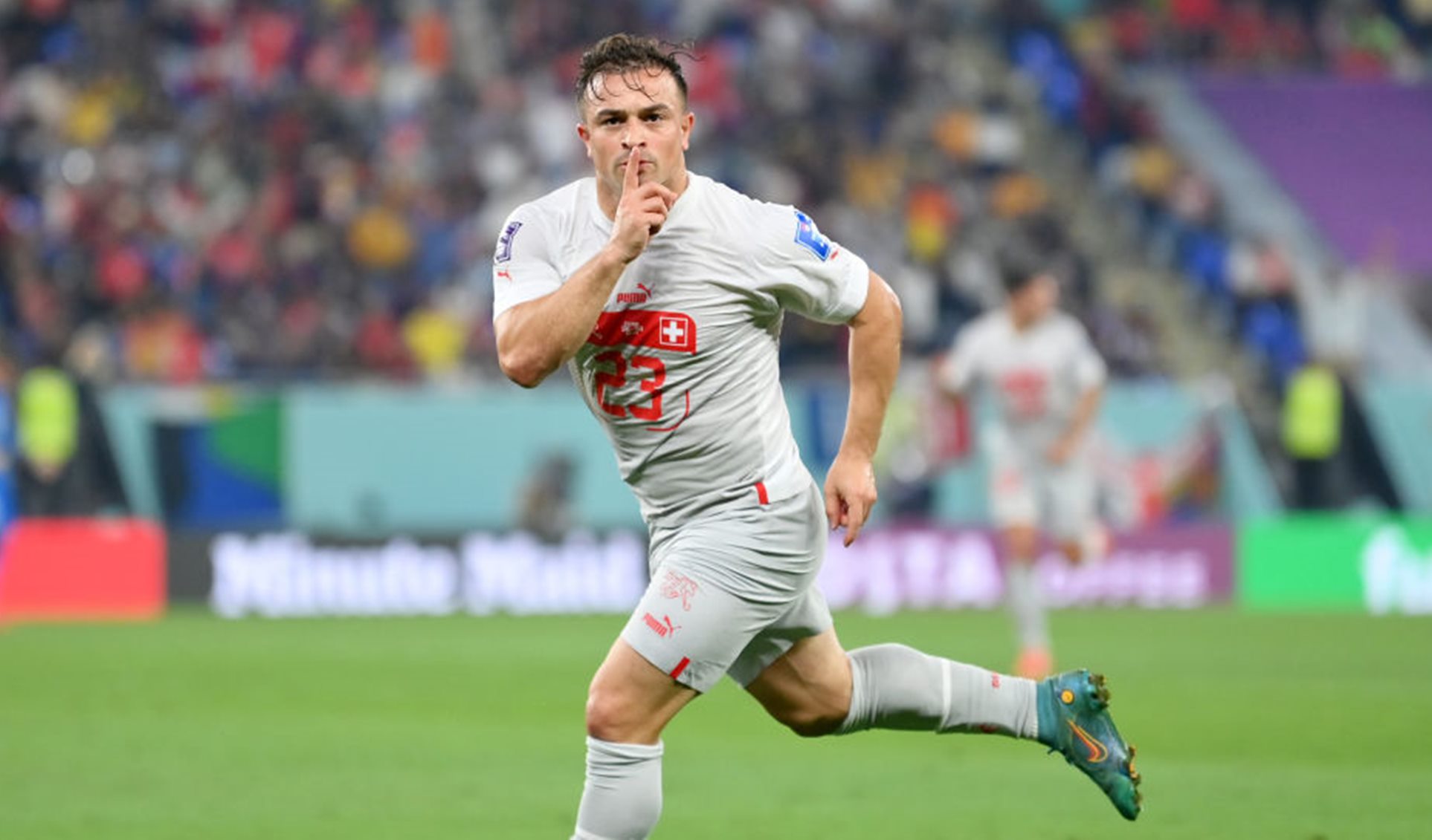 Σερντάν Σακίρι: Και τώρα Σέρβοι σκάστε! (pic/vid)