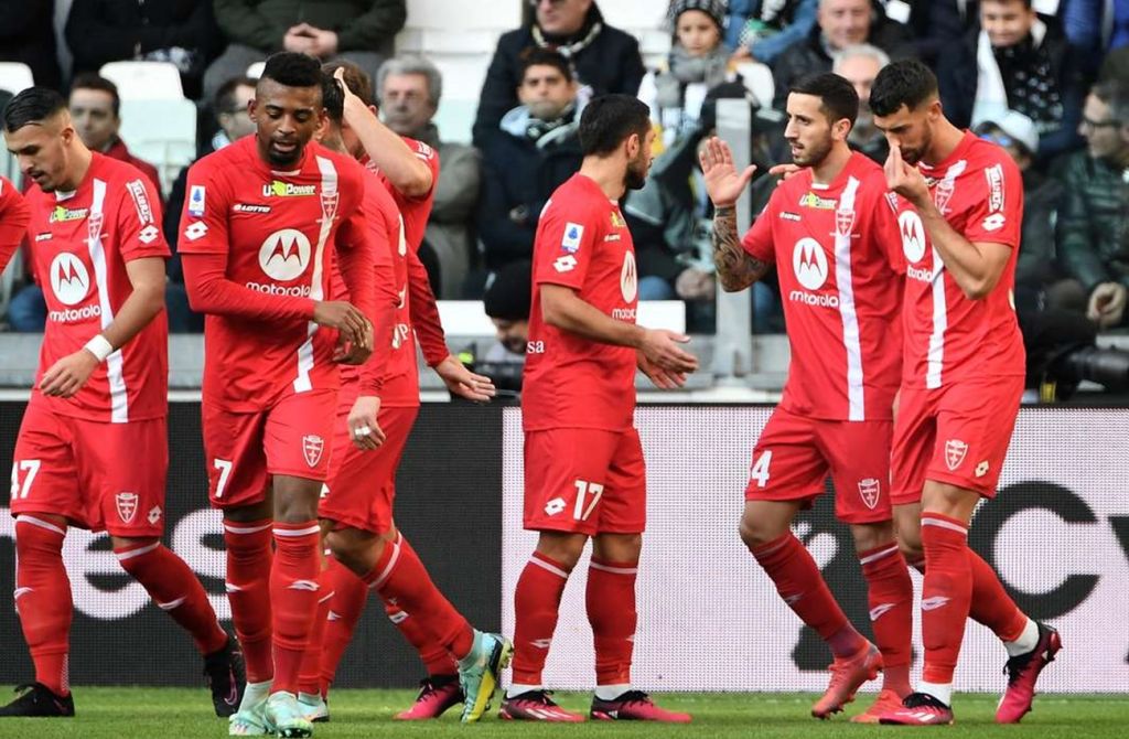 Σπουδαία Μόντσα στο Τορίνο, νίκησε και προσπέρασε τη… μισοπεθαμένη Γιουβέντους! (vid)